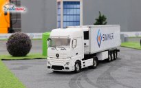 Swimer - toruńskie zbiorniki na paliwa. Model ciężarówki zdalnie sterowanej atrakcją na AgroShow.