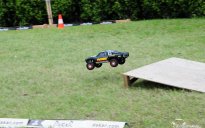 Modele RC auta rajdowe i terenowe na pikniku Autorobot-Strefa